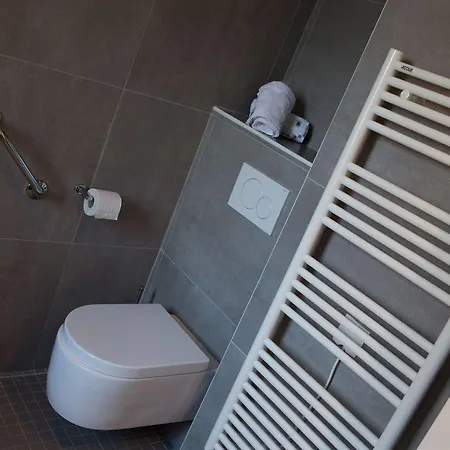 Cote Ouest 4* Севрие